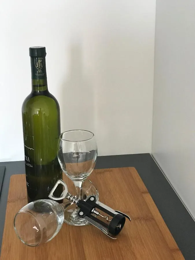 טרוגיר Apartmani Mm