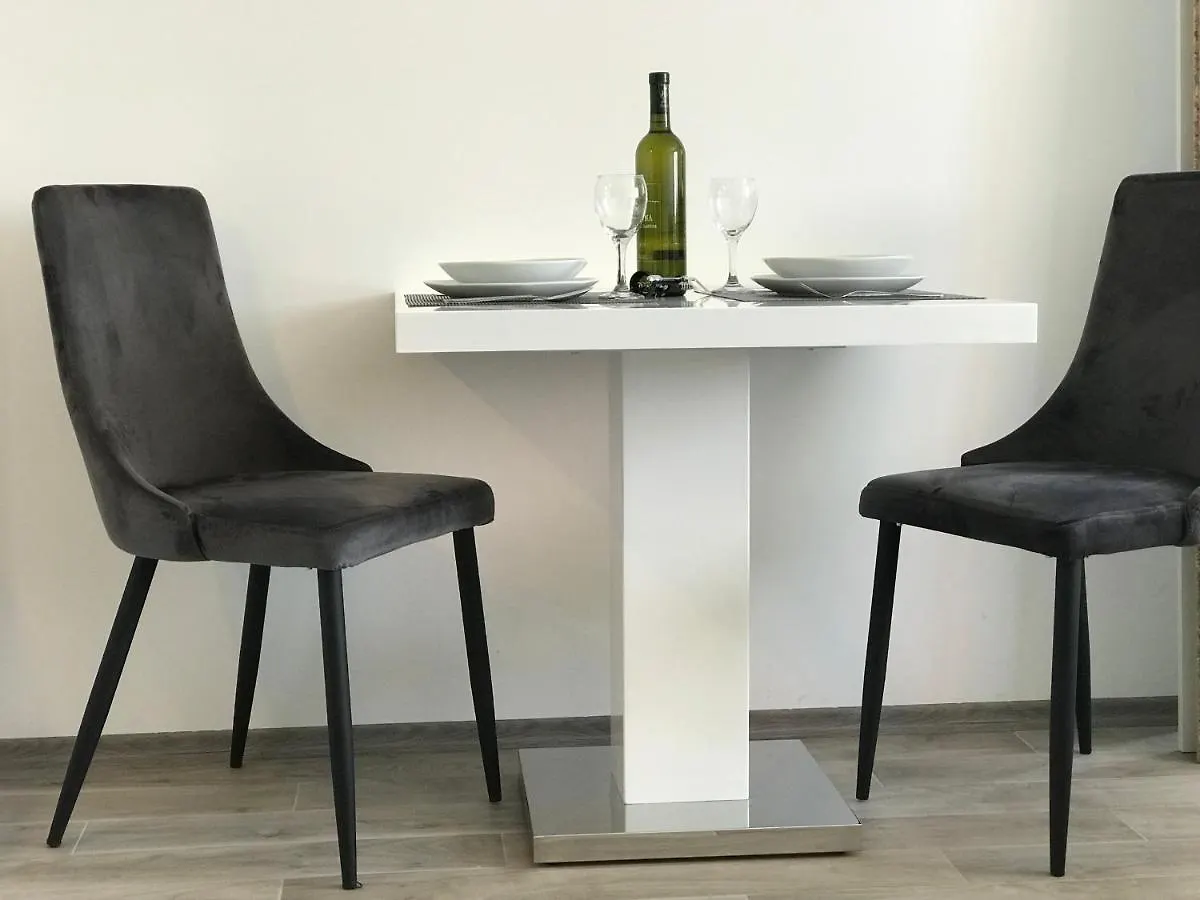 טרוגיר Apartmani Mm קרואטיה